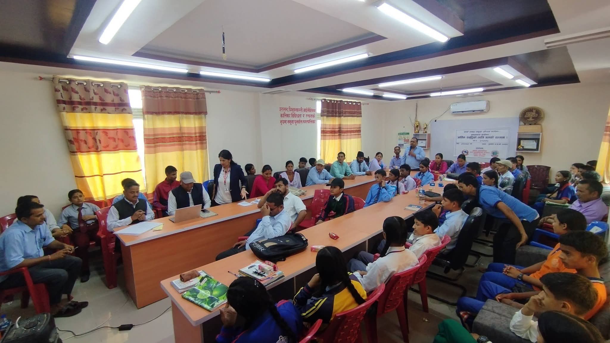 पुनर्वासमा ‘आर्थिक समृद्धिका लागि श्रमको सम्मान’ विषयक वक्तृत्वकला प्रतियोगिता सम्पन्न ! सृष्टि साउदले जितिन् उपाधि !